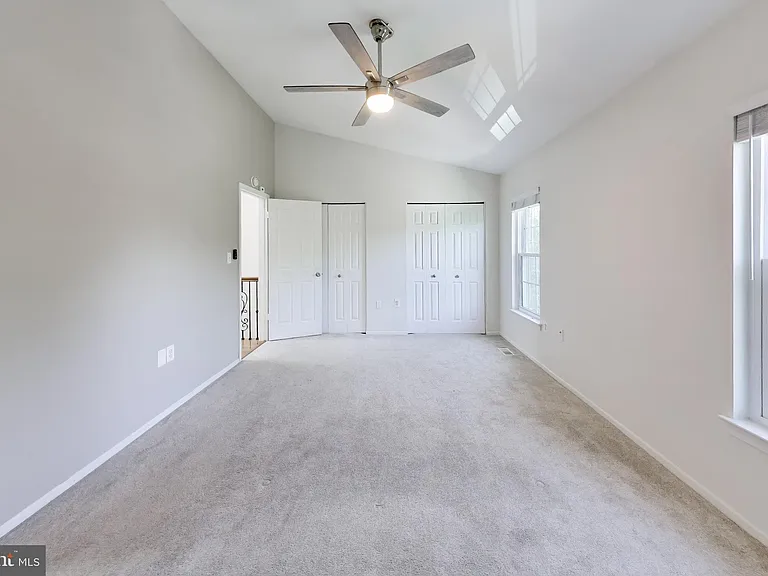 4 Earth Star Ct — Photo 18