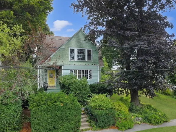 23 Winona Ave, Haverhill, MA 01830