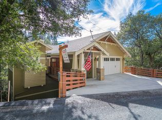 700 Arbula Dr, Crestline, CA 92325