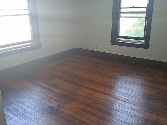 2nd image of 1718 7th St