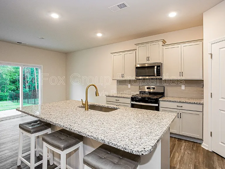 173 Calvin Creek Dr — Photo 7