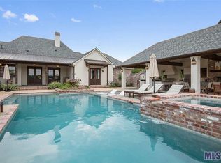 10415 River Rd, Baton Rouge, LA 70820