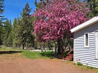 715 Pine Dr, Lookout, CA 96054