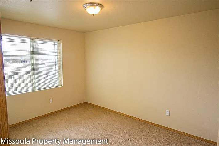 Tyson Vance Apartments — Photo 4