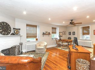 16 W Township Line Rd, Norristown, PA 19401