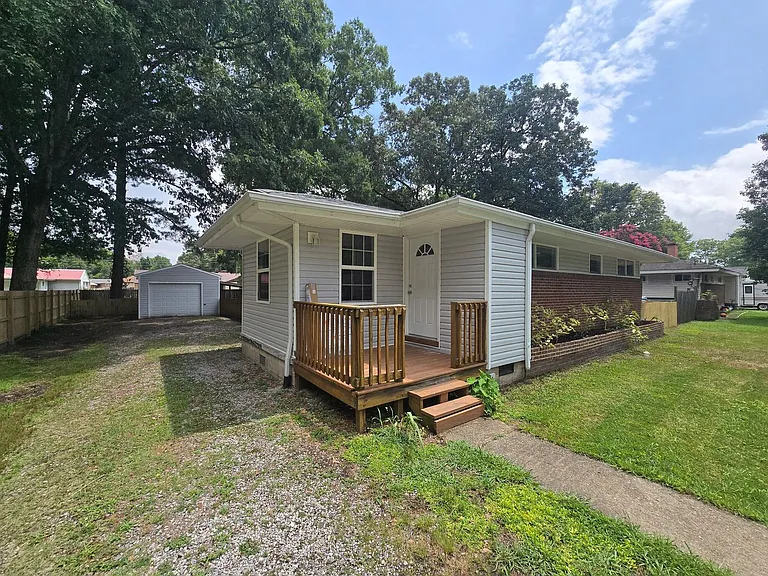 14109 Central Ave — Photo 2