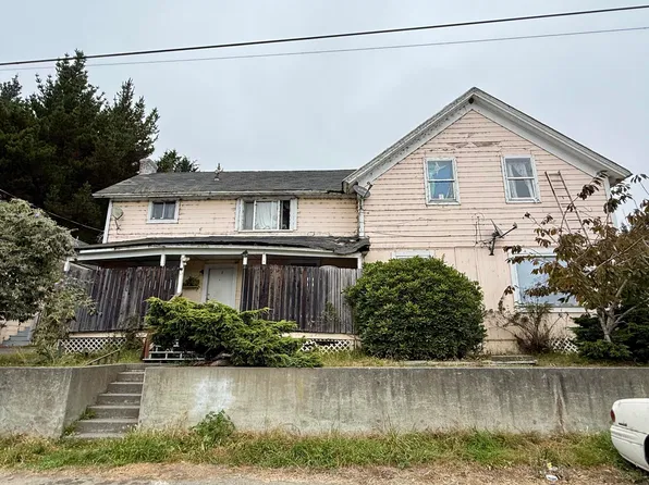 637 Fernbridge Dr, Fortuna, CA 95540