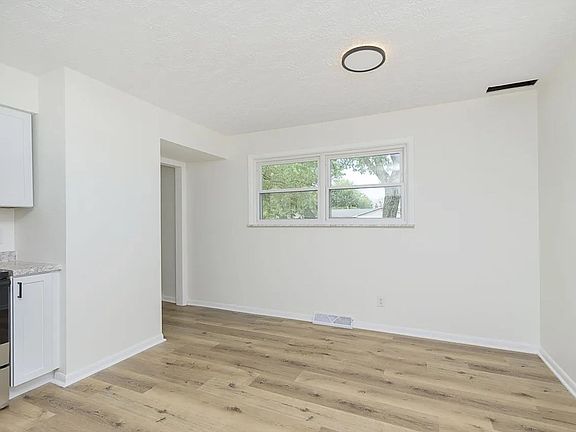 5th image of 7737 Southfield Dr #7739