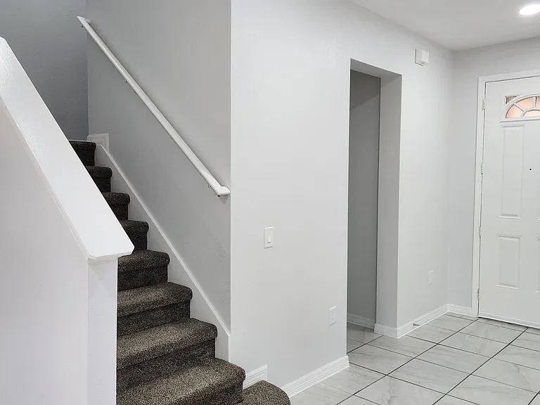 1174 Platte Ln N — Photo 11