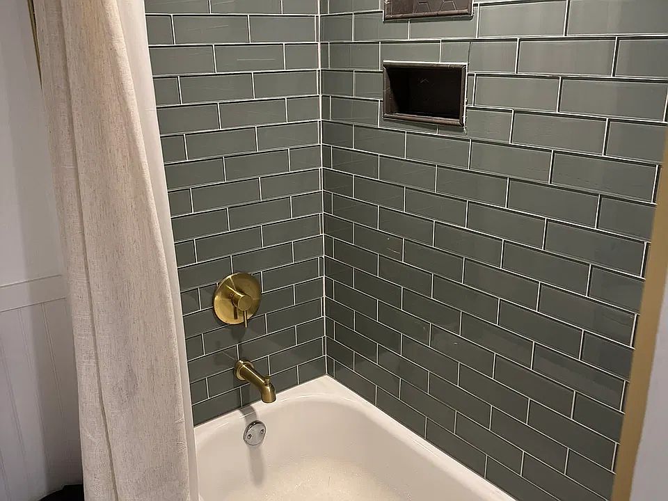 423 Leroy St Apt 2, photo 10