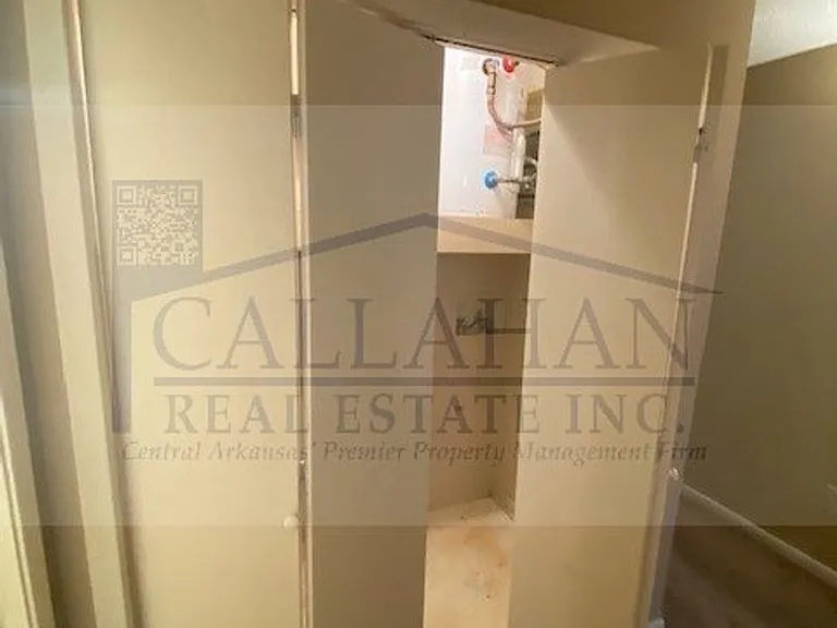 8 Towne Park Ct #10 — Photo 4