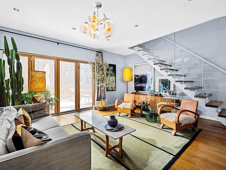 44 Sharon St #1 — Photo 9