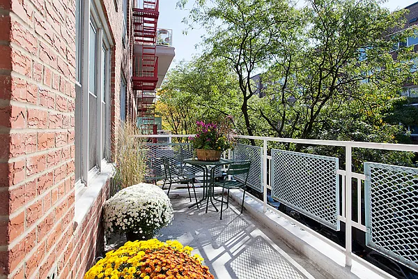 Sold by Brooklyn Hearth Realty | media 18