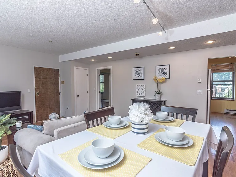 2 Cypress Rd #204 — Photo 6