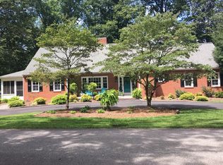 180 Pinewood Dr, Elkin, NC 28621