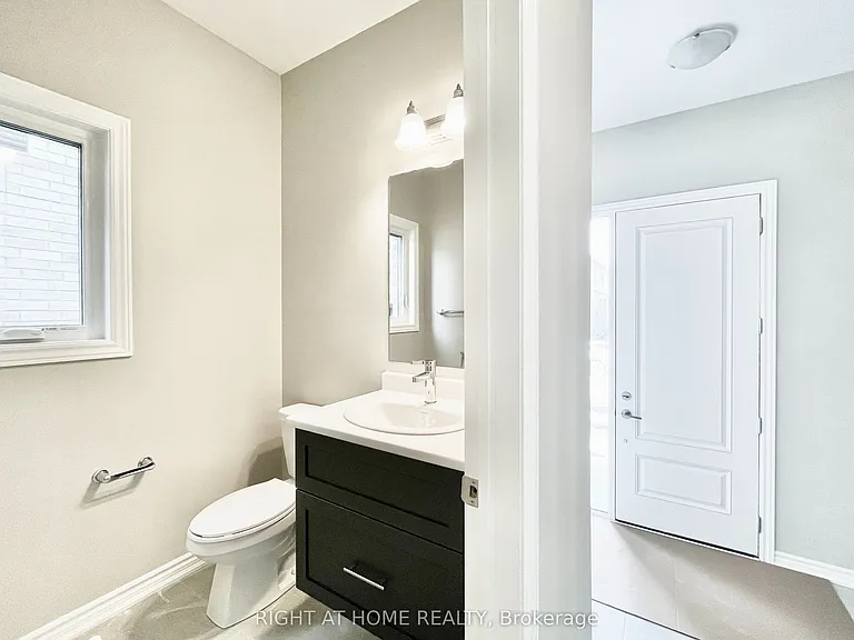 66 Gemini Dr — Photo 5