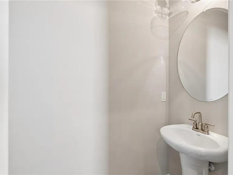 1821 Sanford Dr NW #B — Photo 9