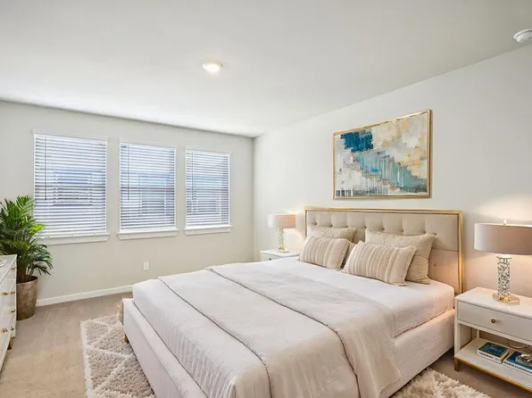 4212 Farm Hollow St, Houston, TX 77080