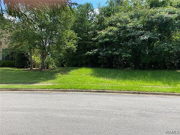 2nd image of 6115 Lake Cove Dr