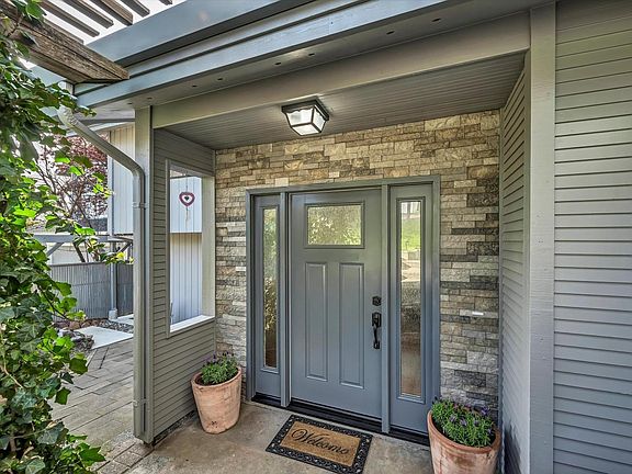 5th image of 18222 Tigerwood Court