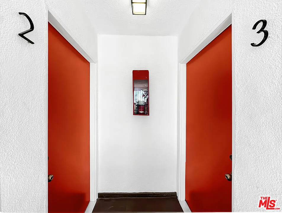 2 bed, 1.0 bath, $2,995 — Photo 3