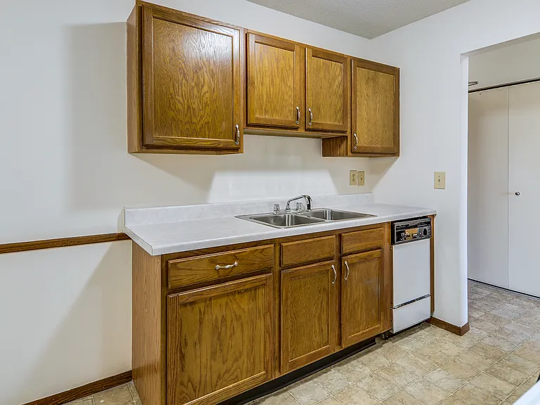 Spacious Kitchen