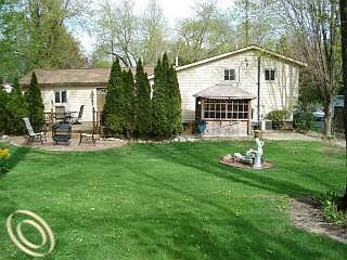 3rd image of 1357 Linville Dr