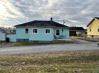 405 School St, Waynesburg, PA 15346