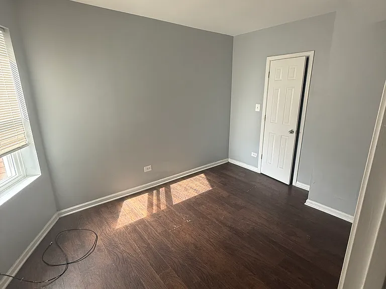 8418 S Drexel Ave #2 — Photo 3