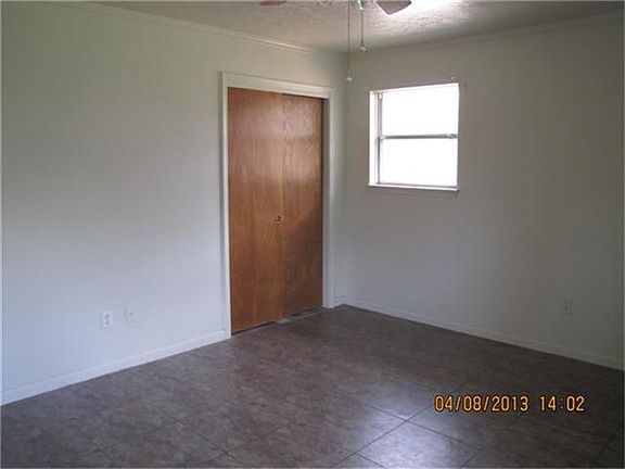 5th image of 314 Una Dr