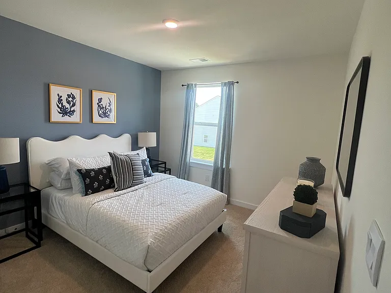 4244 Belcourt Ln NE — Photo 18