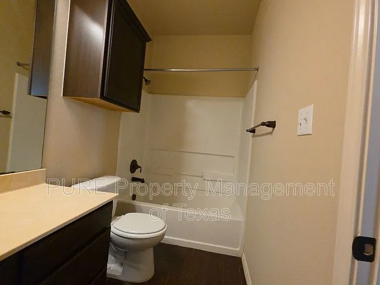 1500 Muirfield Bend Dr #B — Photo 32