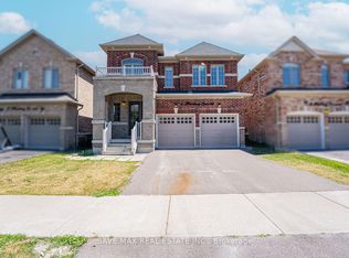4 Hanbury Cres, Brampton, ON L6X5H7