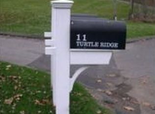 11 Turtle Ridge Ct, Ridgefield, CT 06877