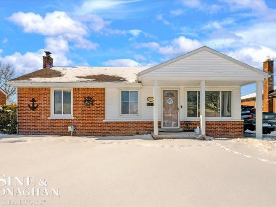 28637 Bohn St, Roseville, MI 48066