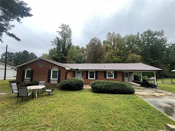 3rd image of 7309 Davis Country Rd