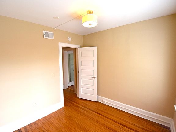2nd image of 1217 Colonial Ave APT B3