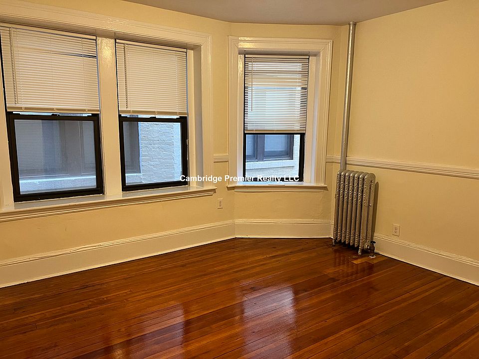 1st image of 885 Massachusetts Ave #8C