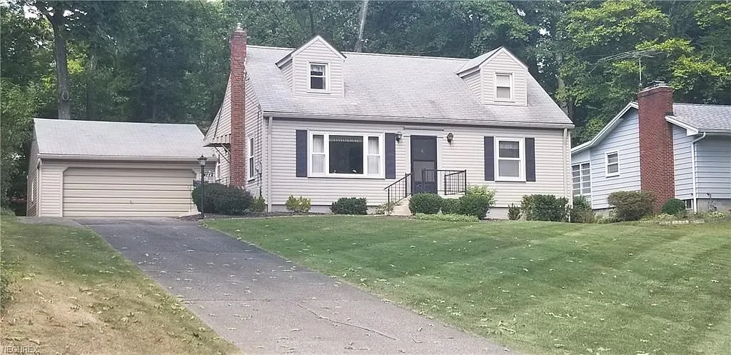144 Hilltop Blvd photo 1