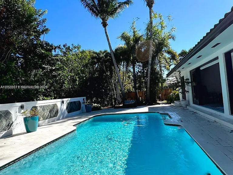 17615 SW 80th Ct — Photo 25