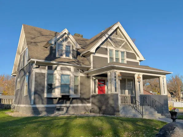 721 Labree Ave N, Thief River Falls, MN 56701