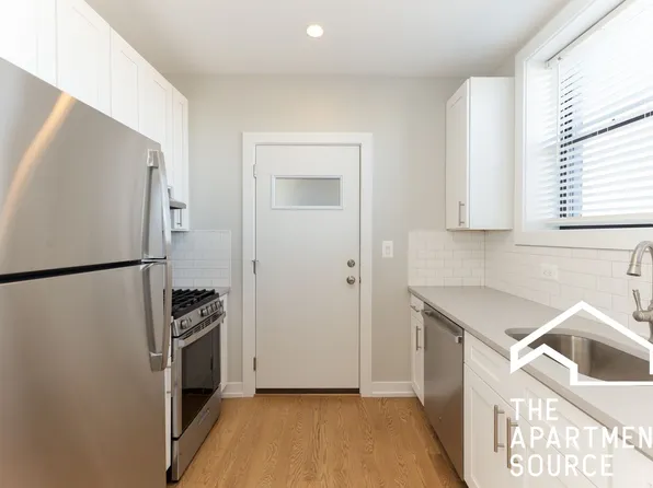 2617 W Berwyn Ave APT 3B, Chicago, IL 60625