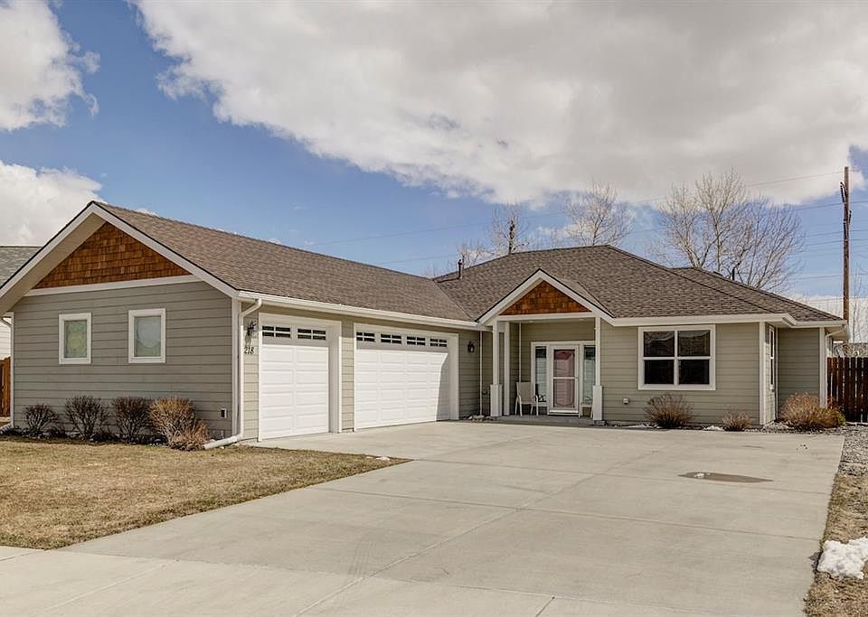 1st image of 218 Cedar Wood Cir