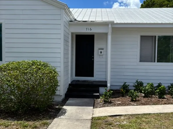 716 High St, West Palm Beach, FL 33405