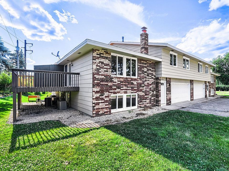 1st image of 14956 Dodd Blvd