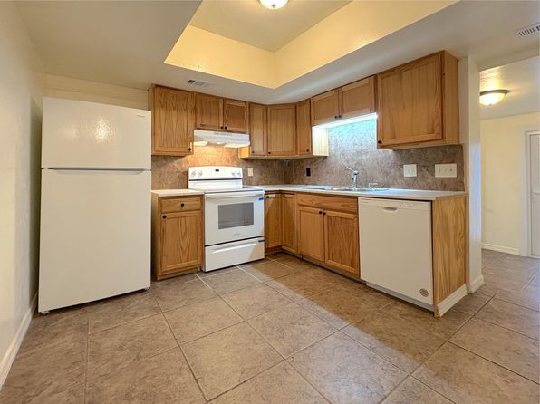 1124 NE 5th Ave APT 6