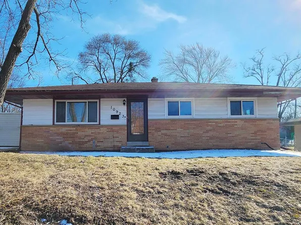10923 West Stark STREET, Milwaukee, WI 53225