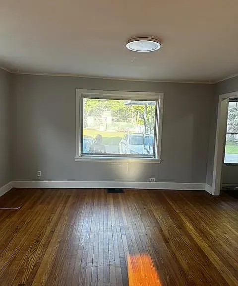 6 Meadow St #1 — Photo 1