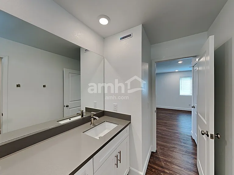 9124 Crocker Point Ct — Photo 18