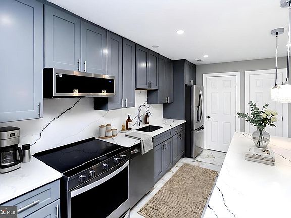 4th image of 1532 Mayfield Rd